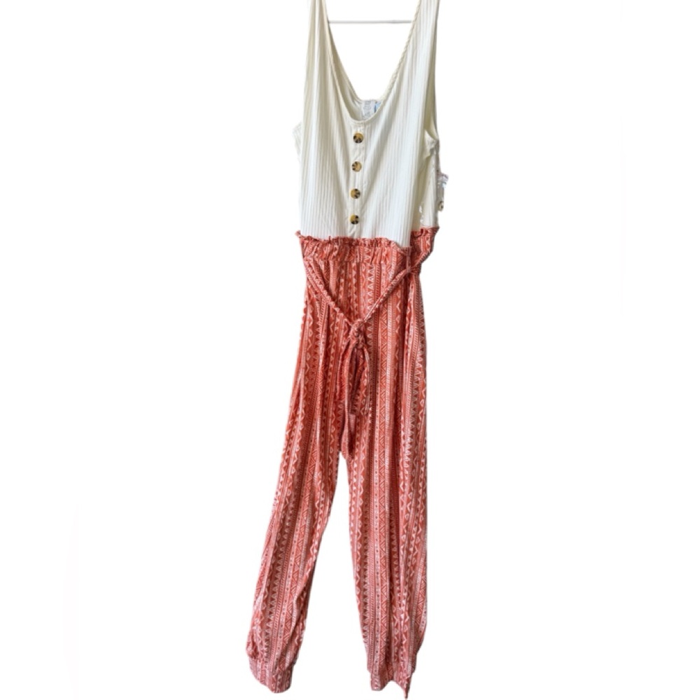 Women’s sleeveless Jumpsuit size XL NWT